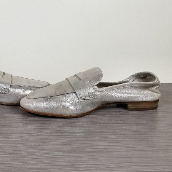 Vince Camuto Macinda Penny Loafer, Silver Leather, Womens Size 7 M / 37.5 - Picture 6 of 11